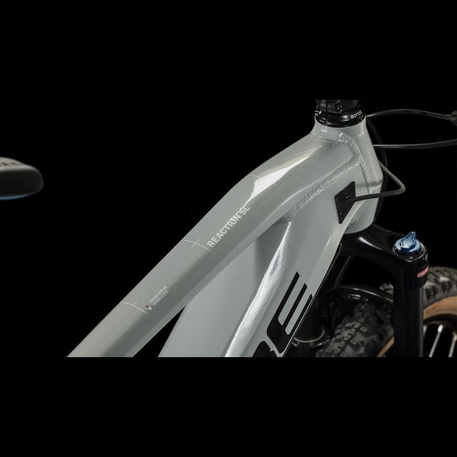 CUBE Reaction Hybrid Rookie SLX 400 nuorten sähköpyörä